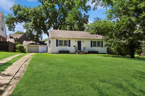 1406 41st Street, Des Moines, IA 50311