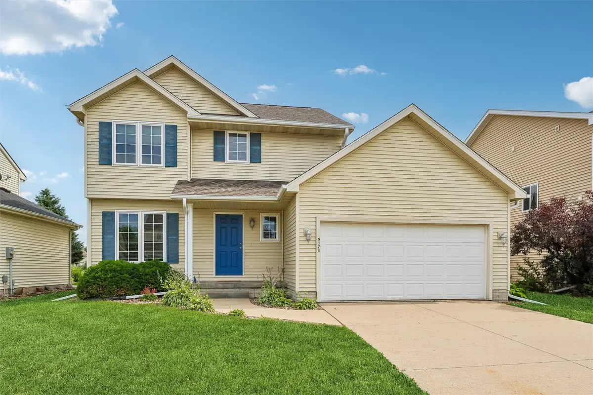 9370 Red Sunset Drive, West Des Moines, IA 50266 - #1