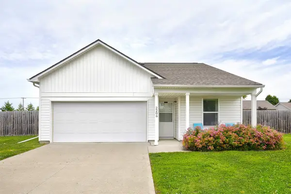 2206 Sunflower Street, Perry, IA 50220