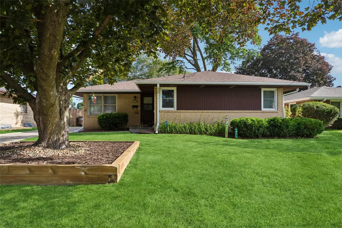 1705 Hillside Street, West Des Moines, IA 50265 - #1