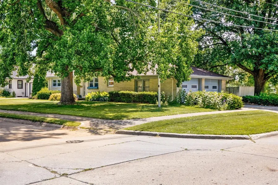 300 5th Street Place Se, Altoona, IA 50009 - #2