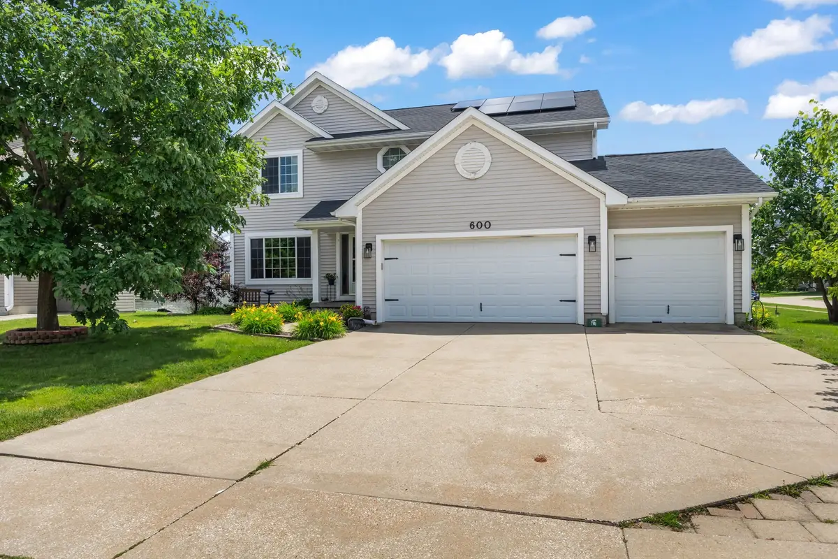 600 SE Prairie Park Lane, Waukee, IA 50263 - #1