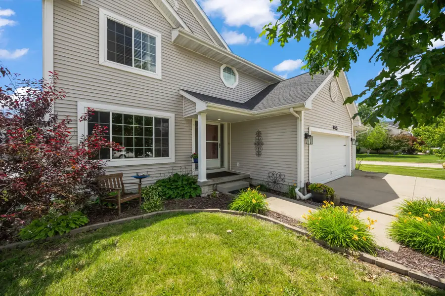 600 SE Prairie Park Lane, Waukee, IA 50263 - #2