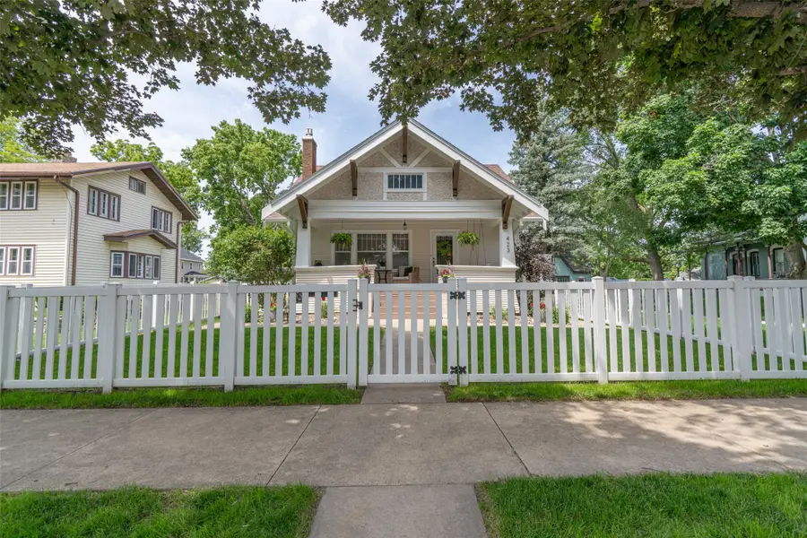 423 E Jefferson Street, Winterset, IA 50273 - #2