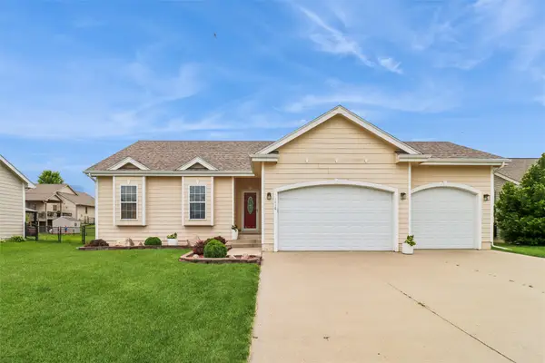 1716 NW Gabus Drive, Grimes, IA 50111