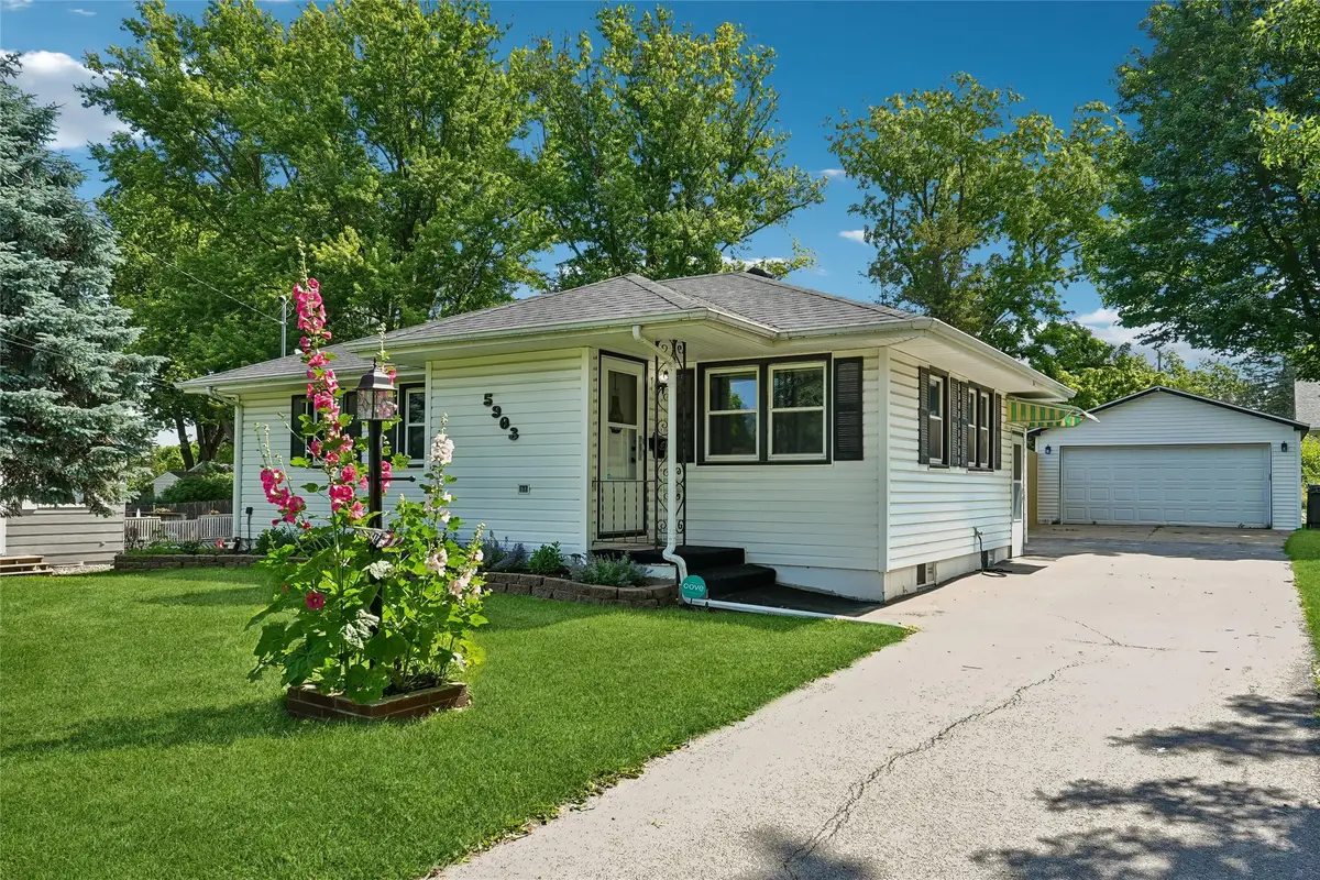5903 SW 14th Street, Des Moines, IA 50315 - #1