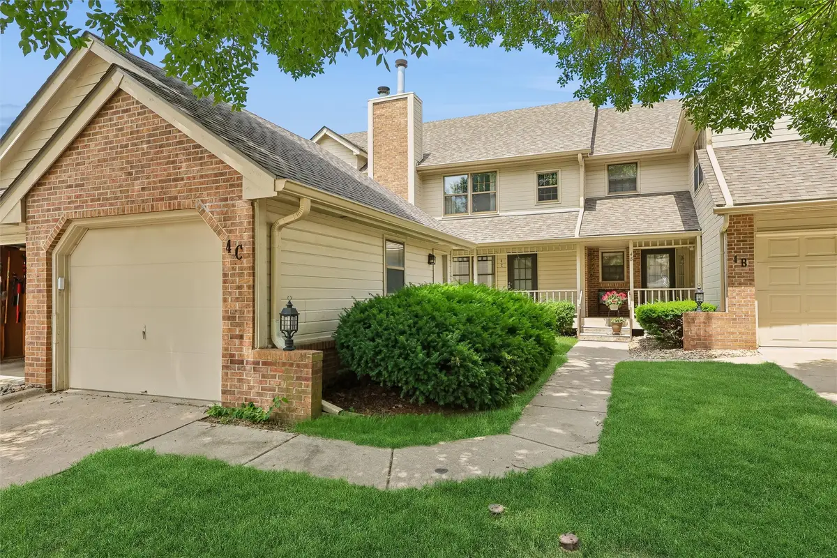 1070 50th Street #4C, West Des Moines, IA 50266 - #1