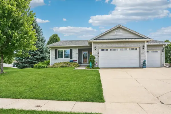 4015 124th Street, Urbandale, IA 50323