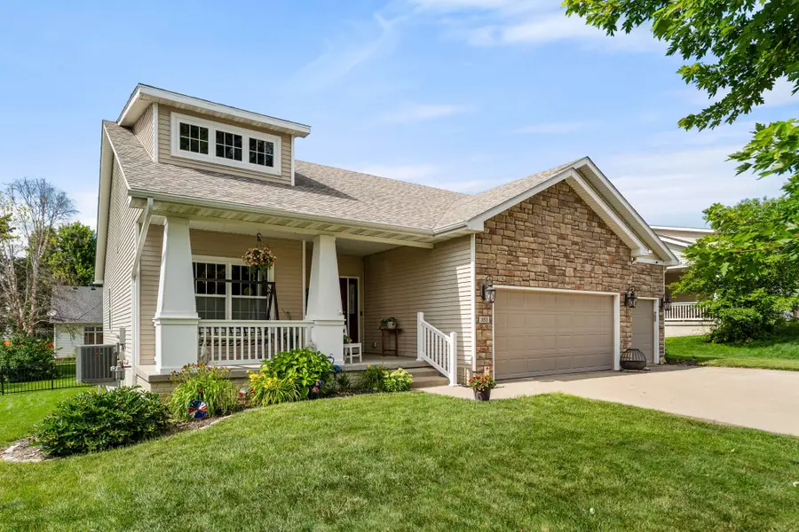 353 Georgetown Place, Norwalk, IA 50211 - #2