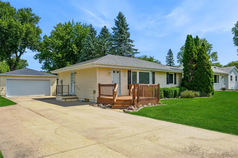 808 E Detroit Avenue, Indianola, IA 50125 - #2