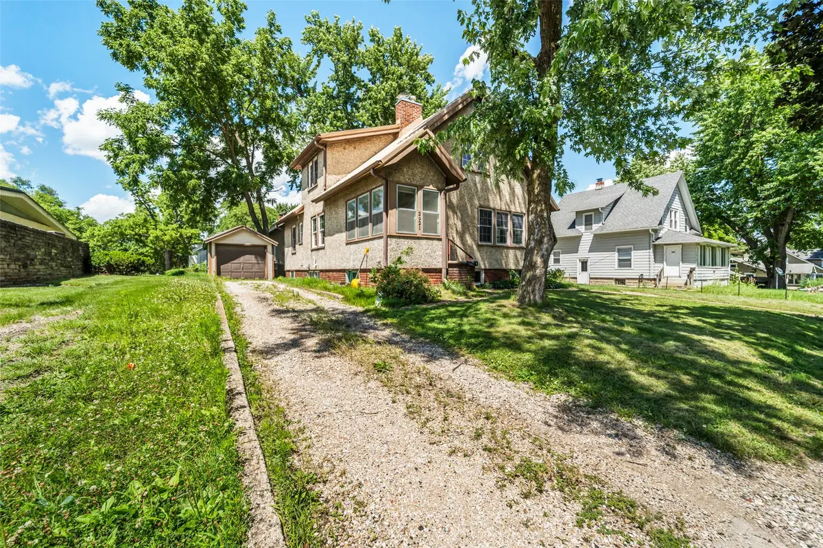 2921 Wood Street, Ames, IA 50014 - #1