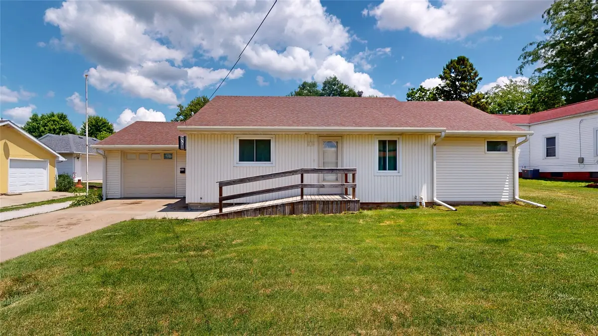 303 N 1st Street, Greenfield, IA 50849 - #1