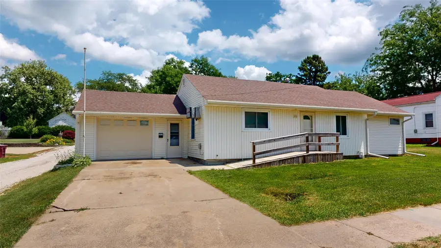303 N 1st Street, Greenfield, IA 50849 - #2