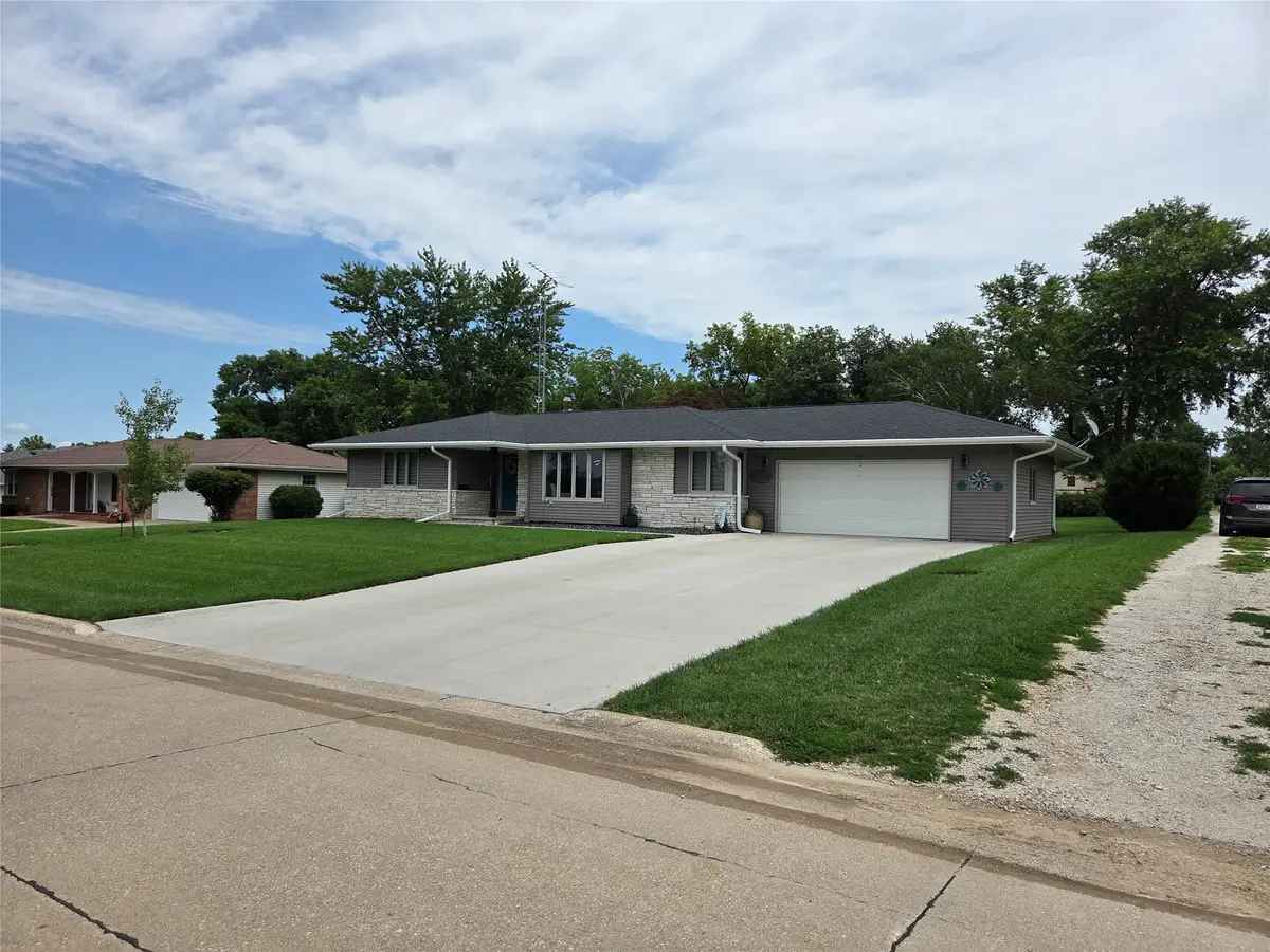 305 NW 4th Street, Greenfield, IA 50849 - #1