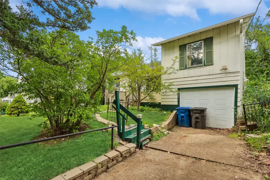 4021 57th Street, Des Moines, IA 50310 - #2
