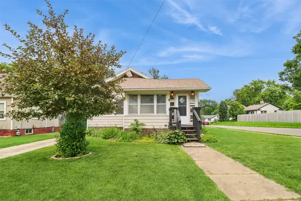 2701 30th Street, Des Moines, IA 50310