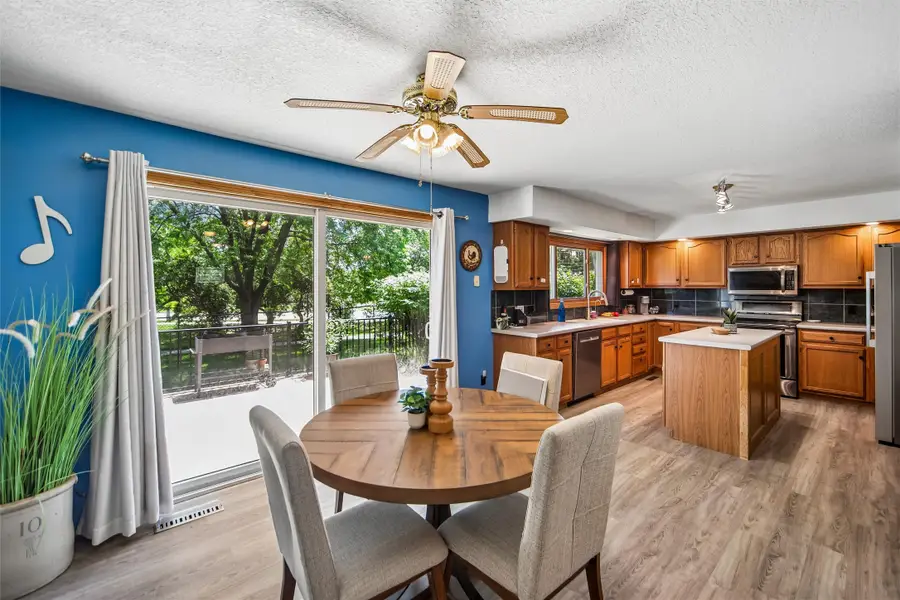 8002 Goodman Drive, Urbandale, IA 50322 - #3