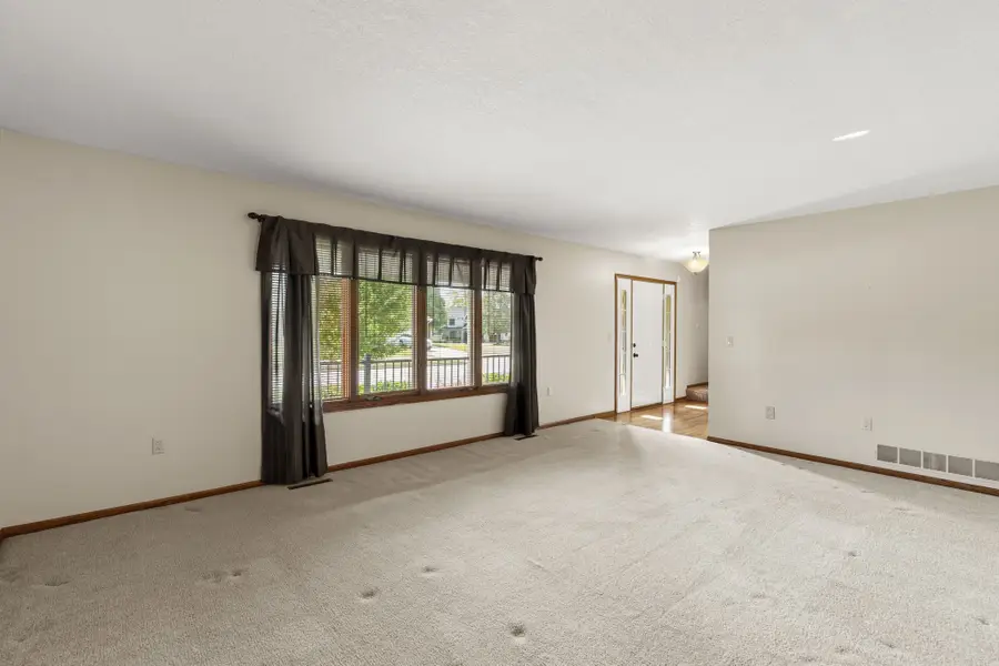 1006 NE Trilein Drive, Ankeny, IA 50021 - #3