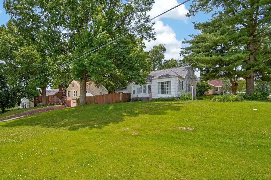 1146 56th Street, Des Moines, IA 50311 - #3