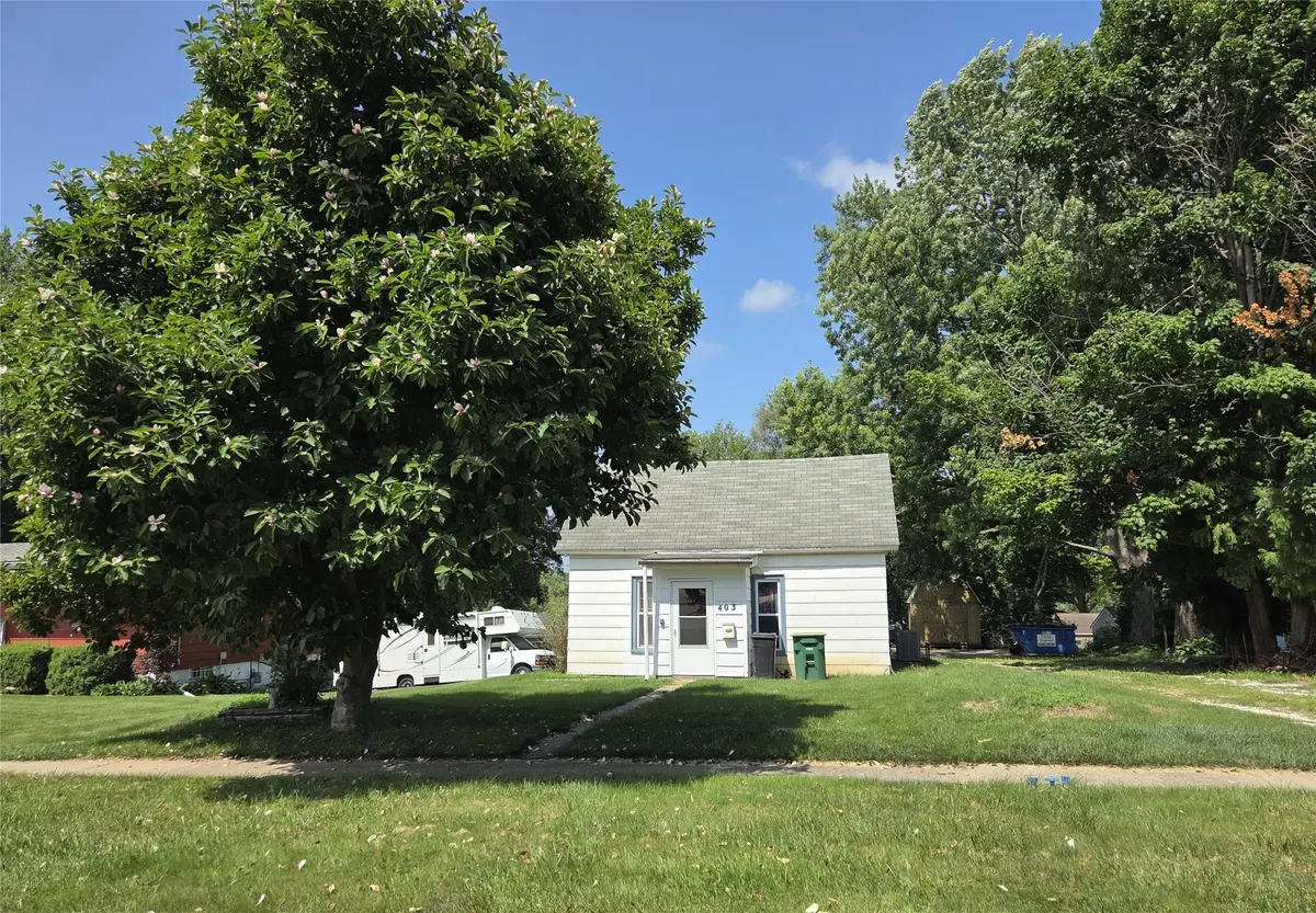 403 N I Street, Indianola, IA 50125 - #1