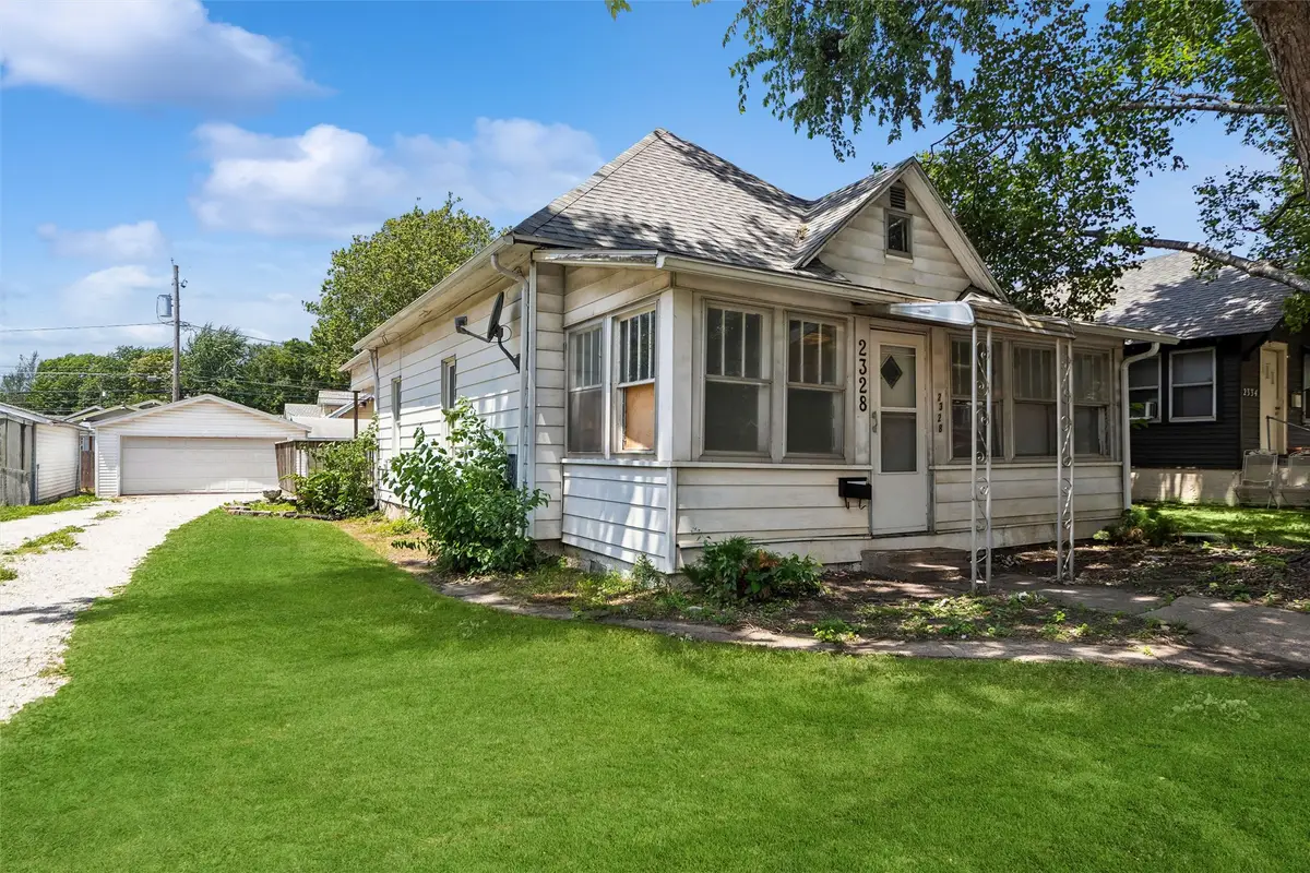 2328 E 14th Street, Des Moines, IA 50316 - #1
