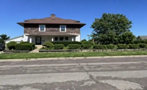 403 N 4th Avenue, Marshalltown, IA 50158