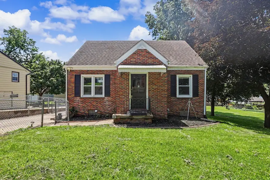 3225 Mahaska Avenue, Des Moines, IA 50317 - #2