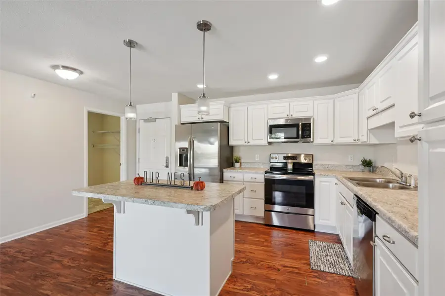 845 S 60th Street #402, West Des Moines, IA 50266 - #3