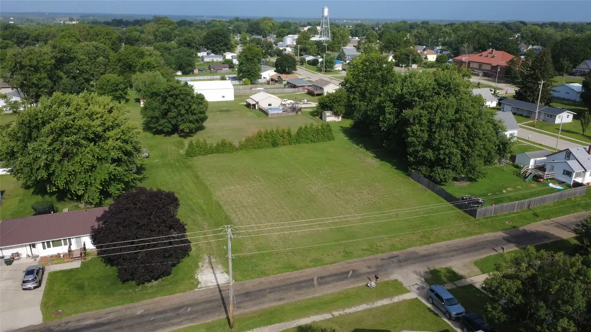 000 S Watkins Street, Pleasantville, IA 50225 - #1