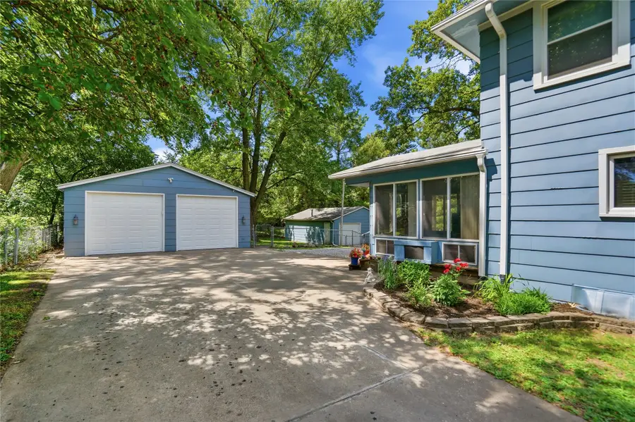 424 Virginia Avenue, Des Moines, IA 50315 - #2