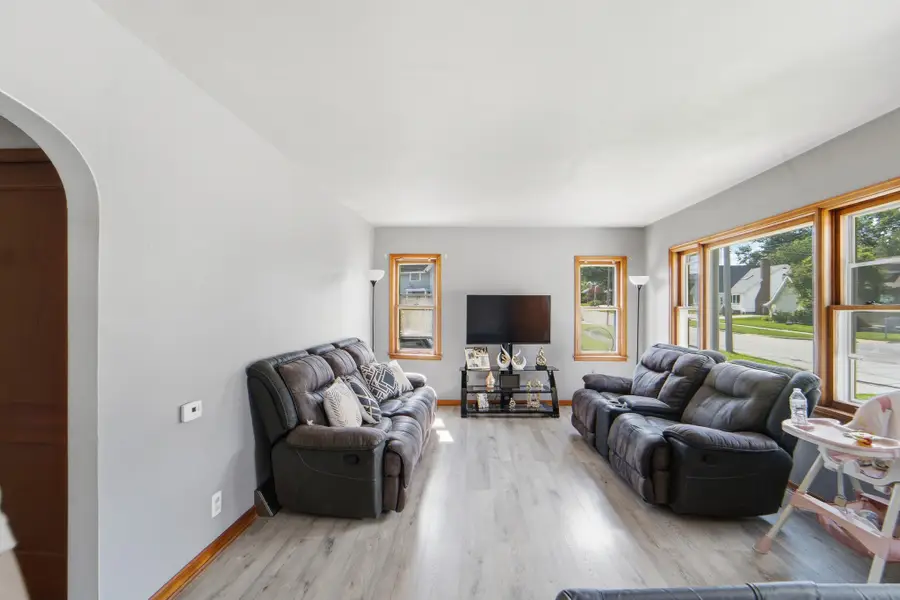 616 Jerome Street, Marshalltown, IA 50158 - #3