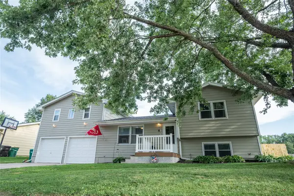 420 W Mills Street, Winterset, IA 50273