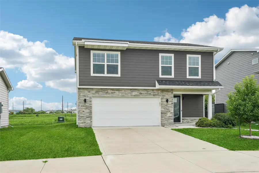 1365 SE Parkview Crossing Drive, Waukee, IA 50263 - #3