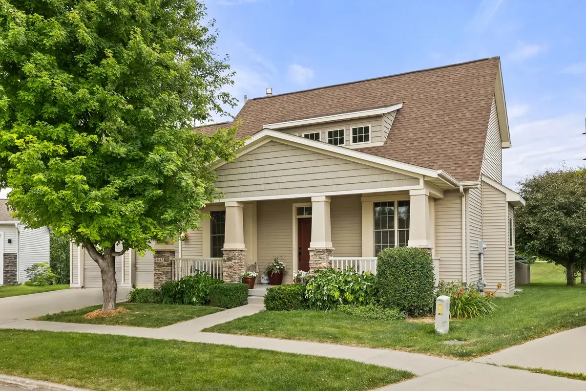 2843 Piccadilly Square, Ames, IA 50010 - #1