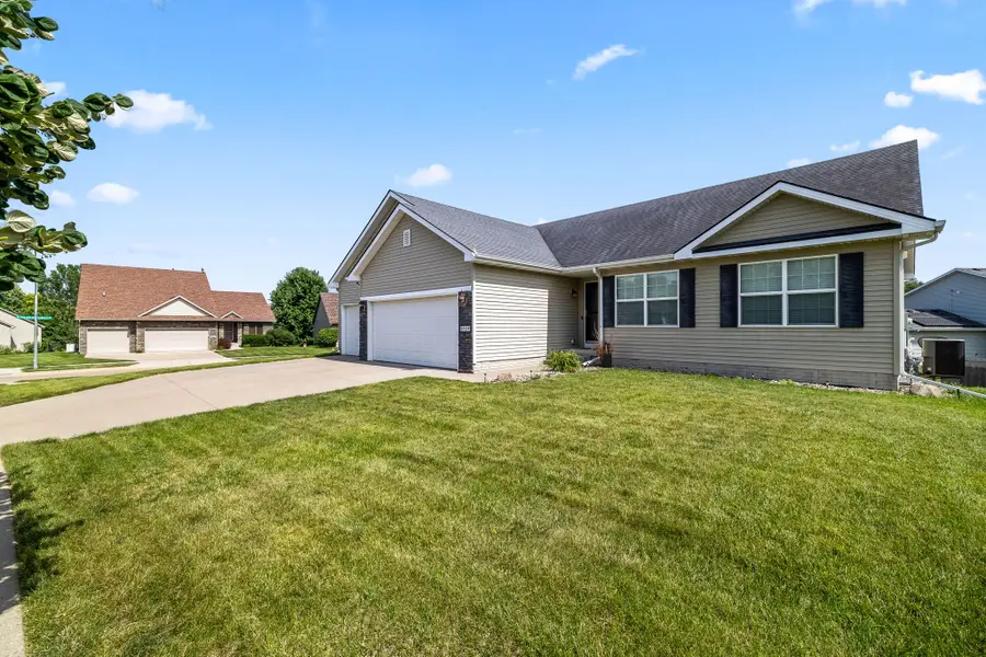 4929 Richmond Avenue, Des Moines, IA 50317 - #3
