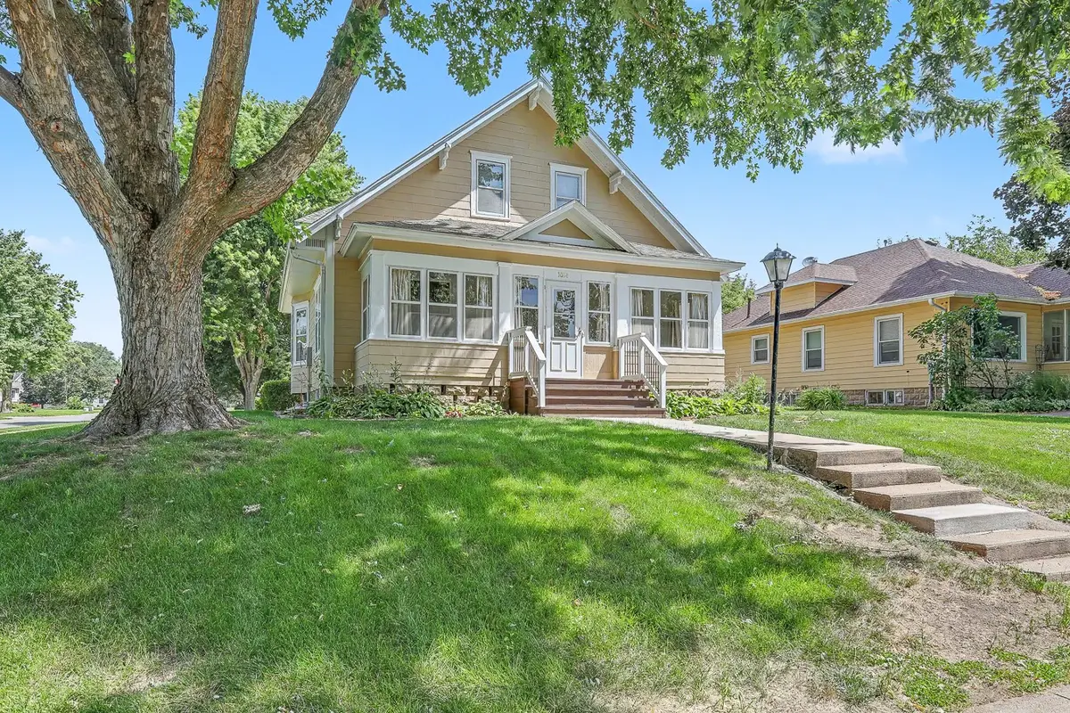 1014 Franklin Street, Pella, IA 50219 - #1
