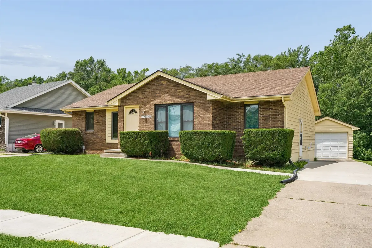 4324 50th Street, Des Moines, IA 50310 - #1