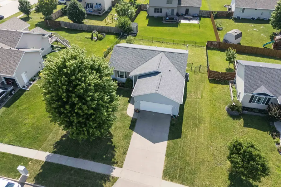 1208 Michael Street Se, Bondurant, IA 50035 - #2