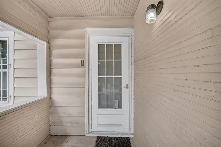 3411 Bowdoin Street, Des Moines, IA 50313 - #3
