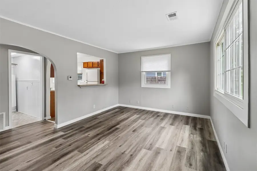 436 E Wall Avenue, Des Moines, IA 50315 - #3