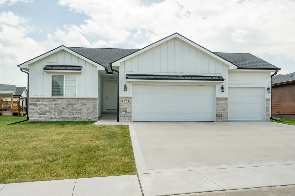 9068 Hayden Drive, West Des Moines, IA 50266 - #1