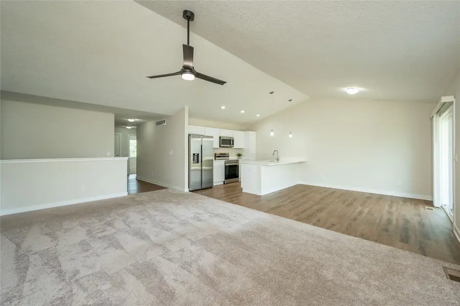 9068 Hayden Drive, West Des Moines, IA 50266 - #3