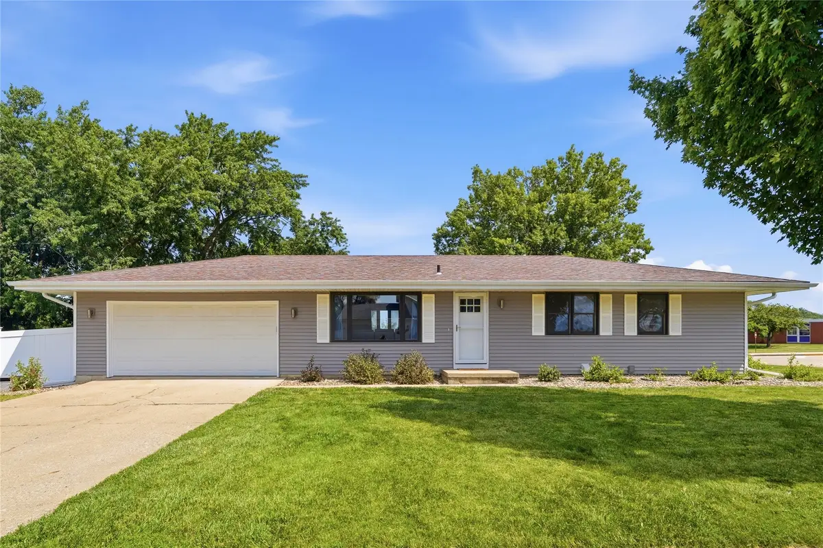 1500 W Salem Avenue, Indianola, IA 50125 - #1