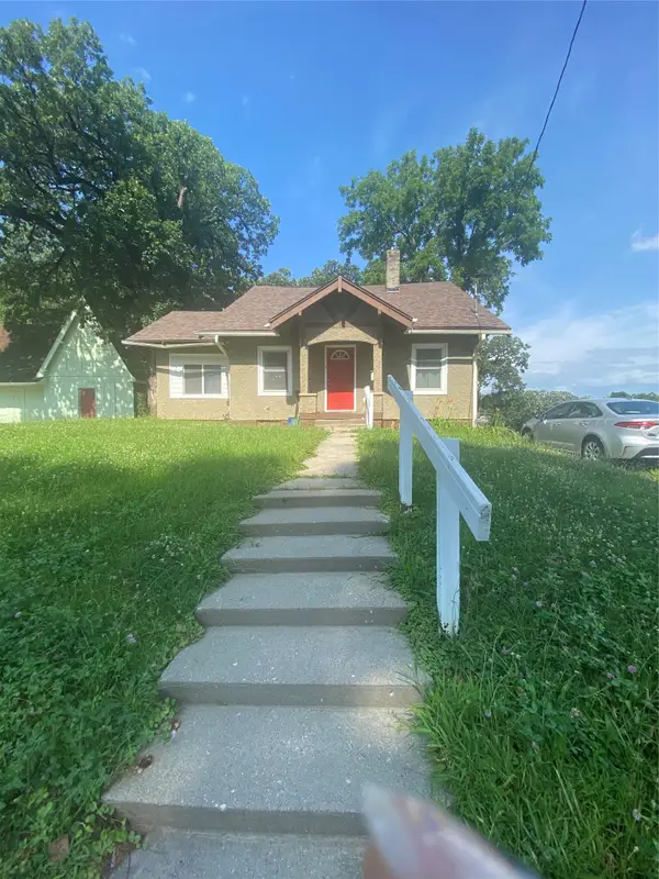2320 SW 9th Street, Des Moines, IA 50315