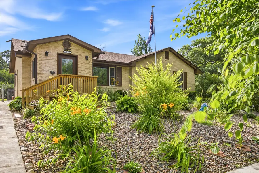 1075 17th Street, Des Moines, IA 50314 - #2
