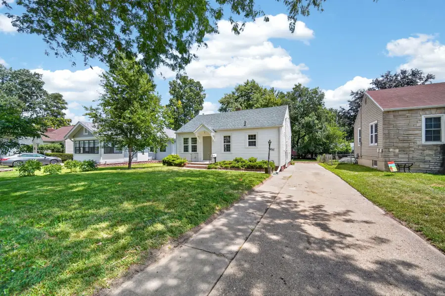 2309 36th Street, Des Moines, IA 50310 - #2