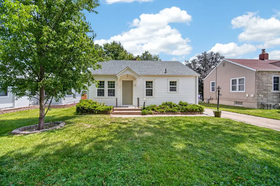 2309 36th Street, Des Moines, IA 50310 - #3