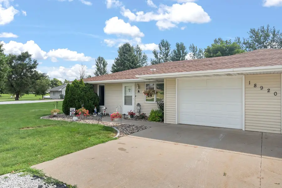 18920 Wendover Avenue, Granger, IA 50109 - #2