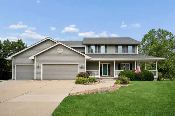 3240 Maple Court, Waukee, IA 50263