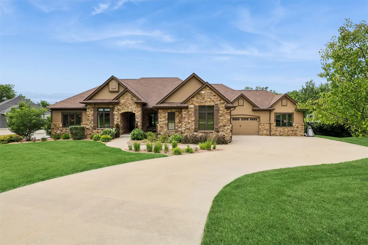 3806 Turnberry Drive, West Des Moines, IA 50265 - #1